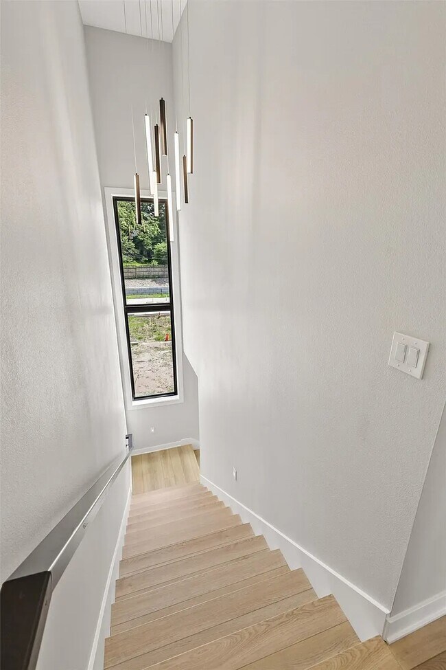 Foto del edificio - 4844 Ingersoll Ave