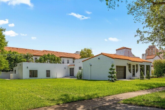 Foto del edificio - 434 Aragon Ave