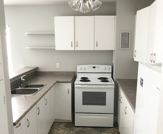 Photo du bâtiment - Embassy Apartments