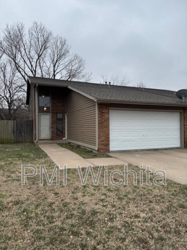 Building Photo - 1730 S Beech Ct