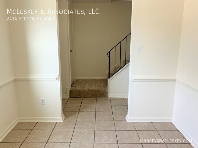 Foto del edificio - 2414 Sedgewick Dr