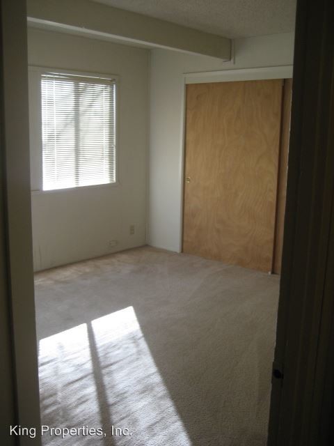 Building Photo - 615-617 Adeline Pl