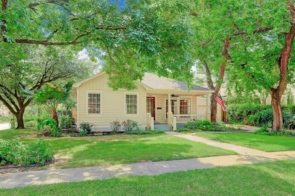Primary Photo - 2901 Julian St