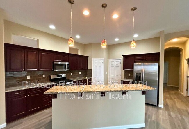 Foto del edificio - 7518 Ulysses Dr