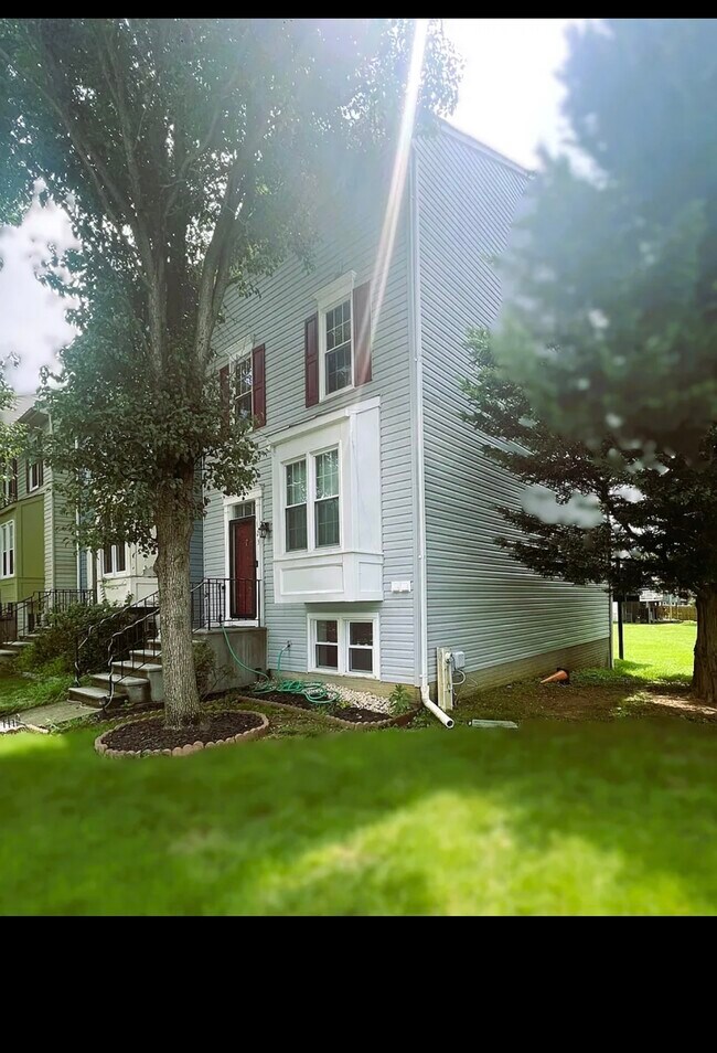 Foto del edificio - 1623 Winding Brook Way