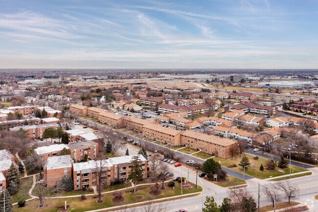 Foto aérea - 1300 N Geneva Dr