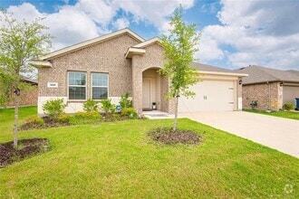 Building Photo - 300 Tadpole Ln