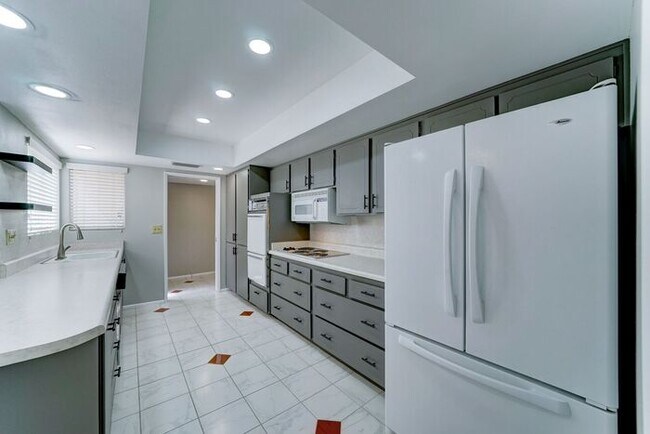 55+ Age Restricted Community READY TO VIEW... - 55+ Age Restricted Community READY TO VIEW... House