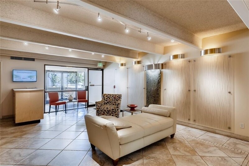 Foto principal - 777 N Washington St