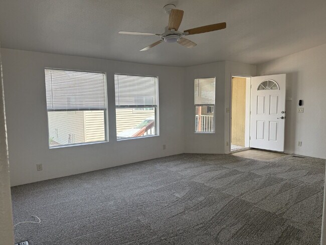 Foto del edificio - 841 S 11th Dr