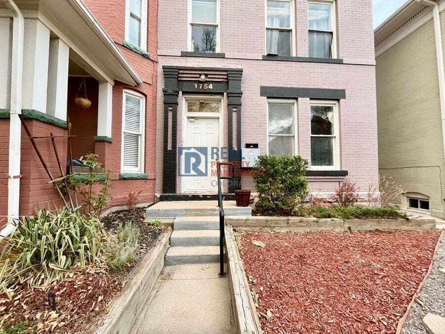 Photo - 1754 N Washington St-1