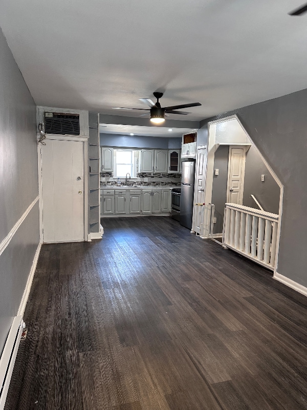 Foto principal - 4731 Meridian St