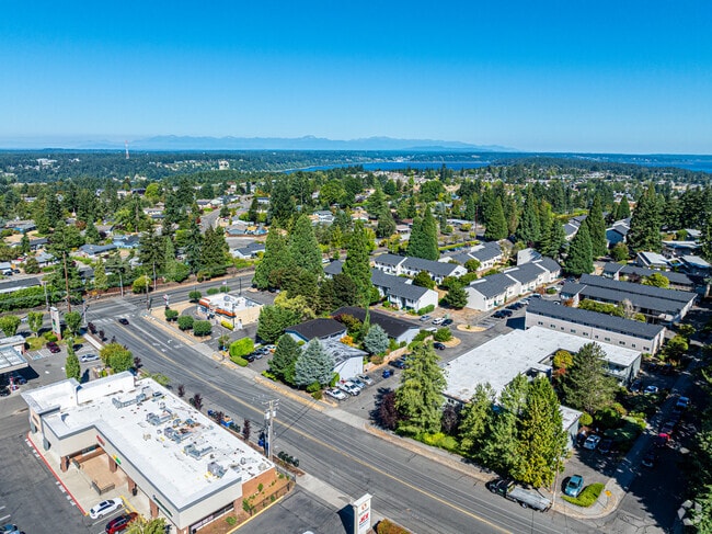 Aerial Photo - Lennick Court Apartments