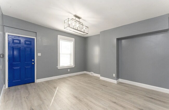 Foto del edificio - Modern Rowhome with Outdoor Deck