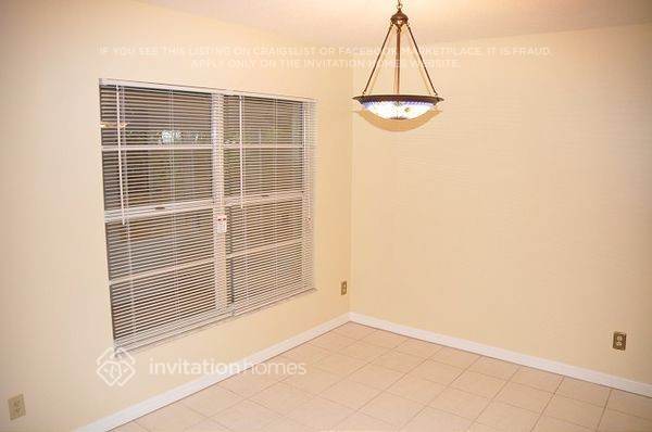 Building Photo - 12312 Woodleigh Ave