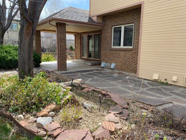Building Photo - Unbelievable and extremely rare Creekside ...