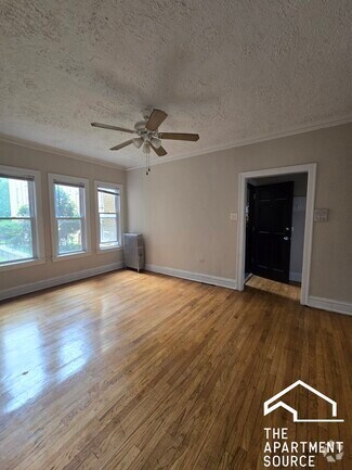 Building Photo - 4933 N Whipple St