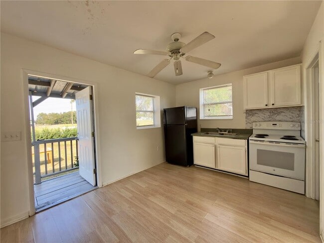 Foto del edificio - 12844 Florida Ave