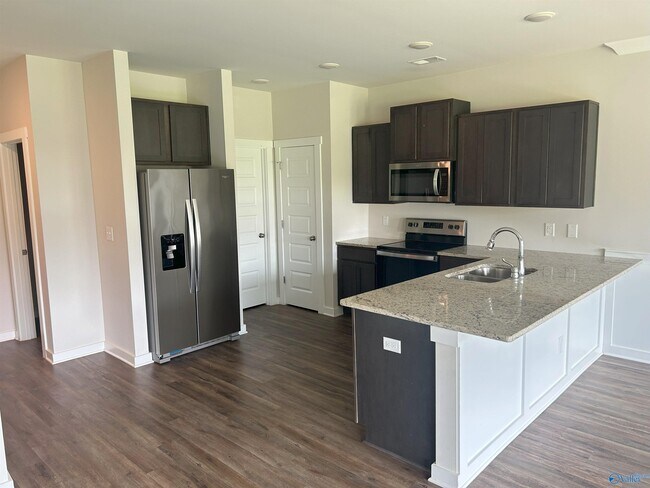 Foto del edificio - 3222 Northfield Ln