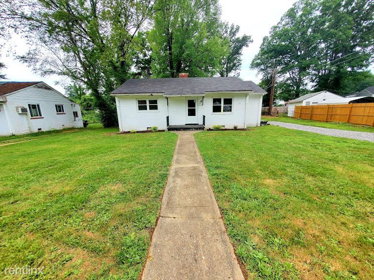 2 br, 1 bath House 2824 Mauldin St House Rental in Richmond, VA