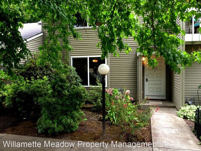 Foto del edificio - 3 br, 1.5 bath House - 3842 3rd Ave N