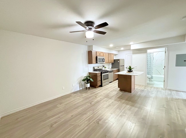Interior Photo - Legacy @64th