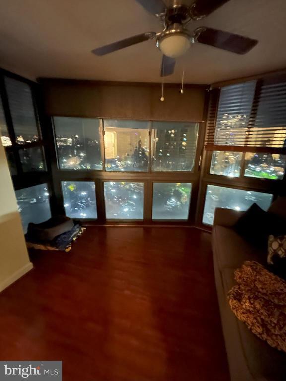 Foto del edificio - 8380 Greensboro Dr