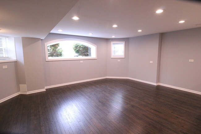 Foto del edificio - 6210 N Talman Ave