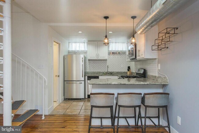 Foto del edificio - 1110 LOMBARD St