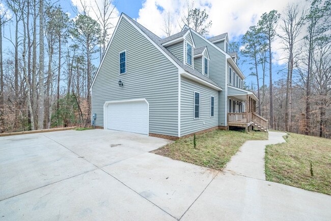 Building Photo - 4 Pasture Cir