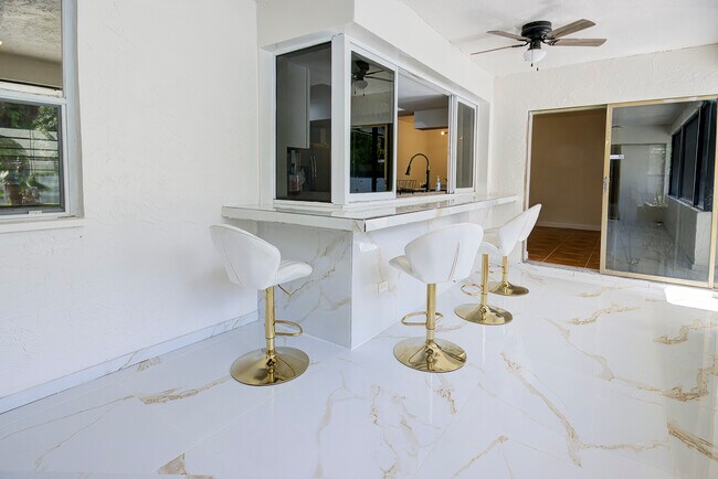 Foto del edificio - 2420 SW 44th Ter
