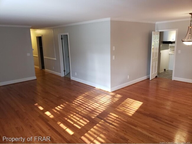 Building Photo - 311 Westview Dr