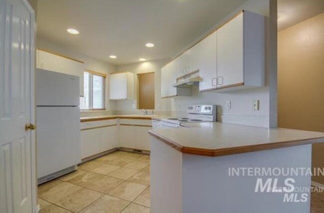 Foto del edificio - Townhome Columbia Village – Close to Every...