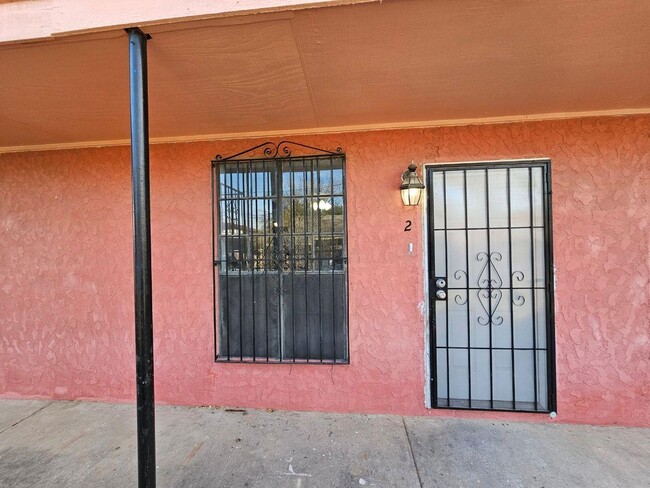 Building Photo - 3020 Corpus Christi St