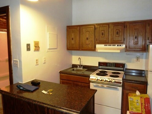 Foto principal - 524 Columbus Ave