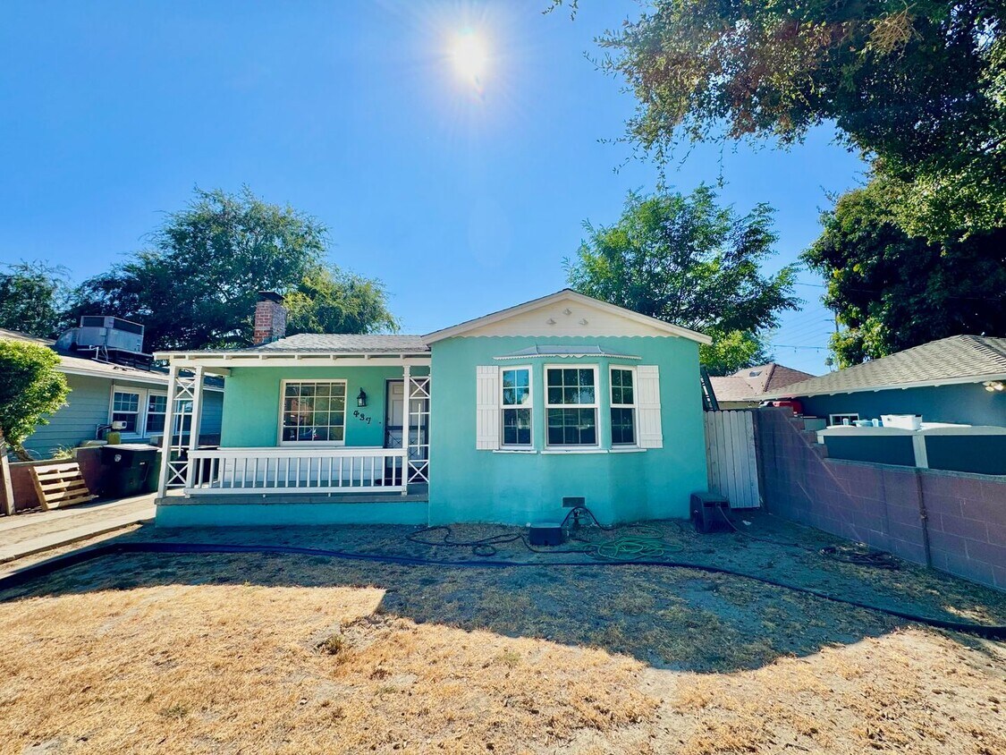Primary Photo - Inviting Burbank Home