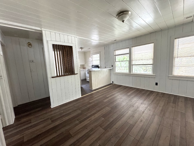 Photo - 7203 Porcher Dr Apartment