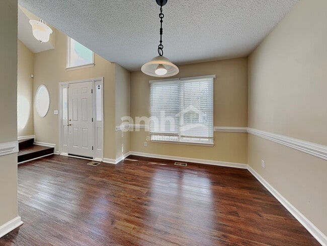 Building Photo - 4805 Adams Ridge Dr