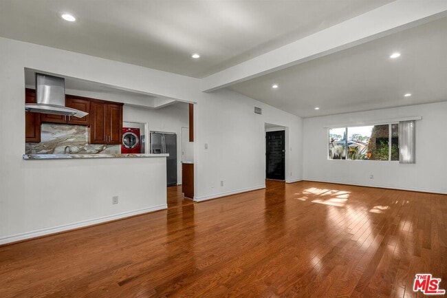 Building Photo - 5350 S Slauson Ave