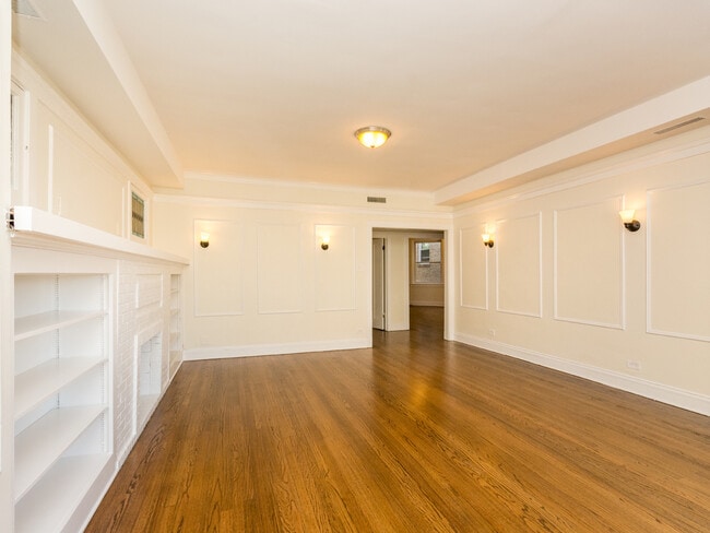 Foto del edificio - 4922 N Spaulding Ave
