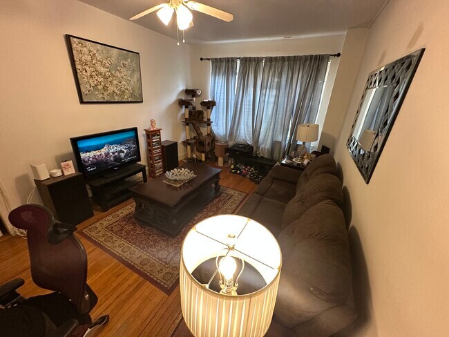 Foto del edificio - 20 Colborne Rd