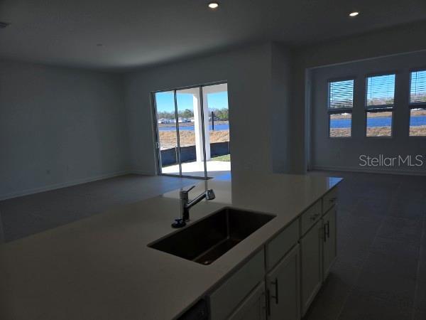 Foto del edificio - 4894 Waltham Forest Dr