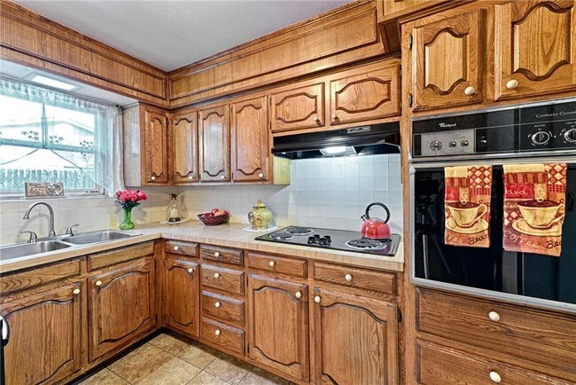 Foto del edificio - 13515 Charcoal Ln