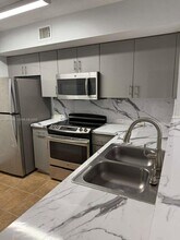 Building Photo - 677 SW 111th Ave