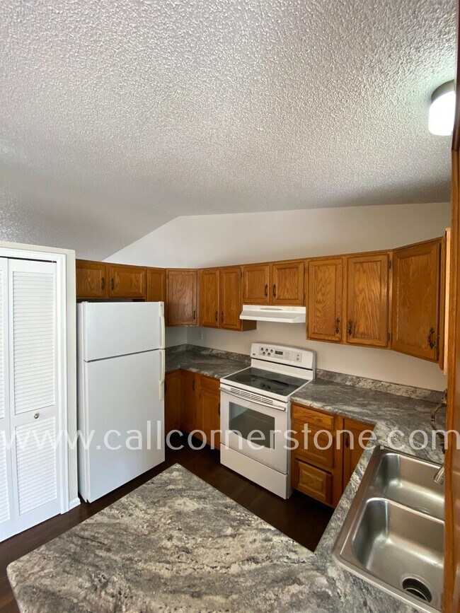 Photo - 3795 Valley View St House