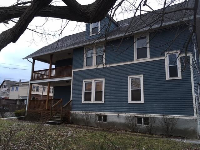 Side Calder Ave. view - 914 Champlin Ave