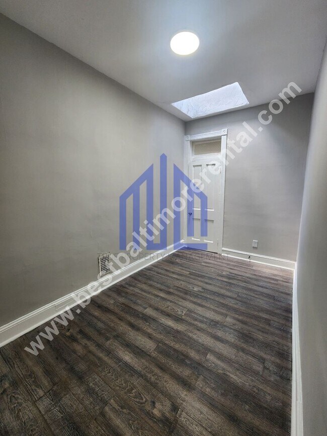 Foto del edificio - Coming Soon!!!!!! Spacious 3 Bedroom in We...