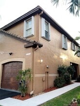 Building Photo - 1372 Veracruz Ln