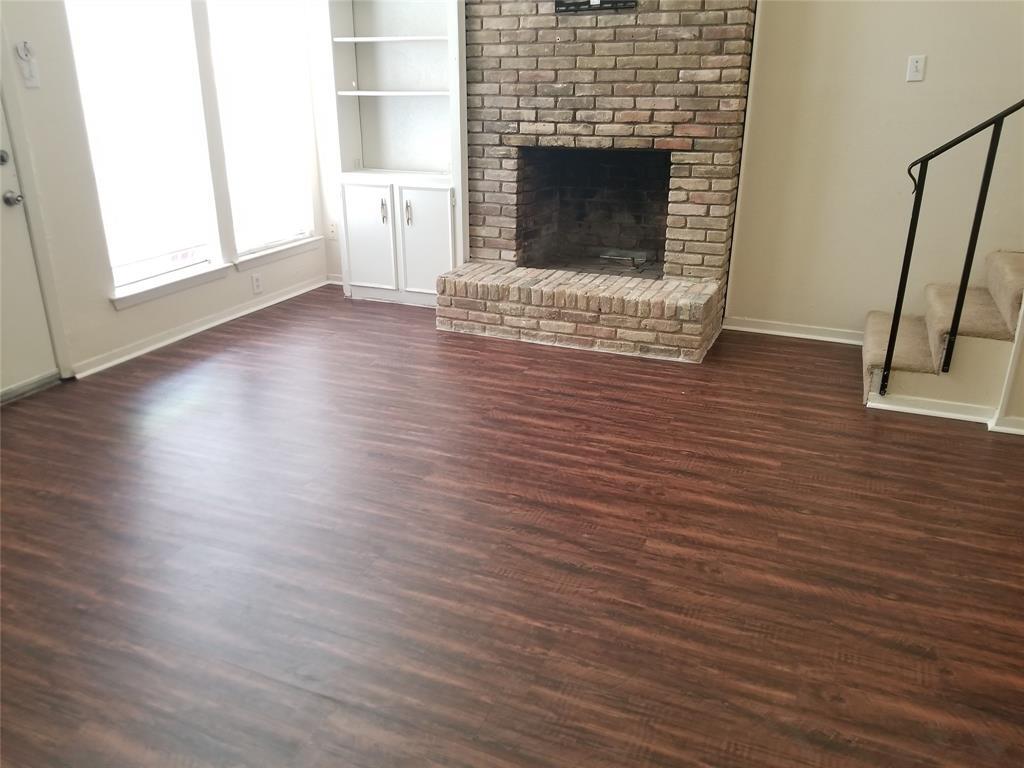 Primary Photo - 127 N Cottonwood Dr