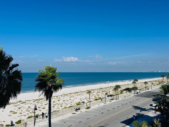 Foto del edificio - 555 Gulf Way